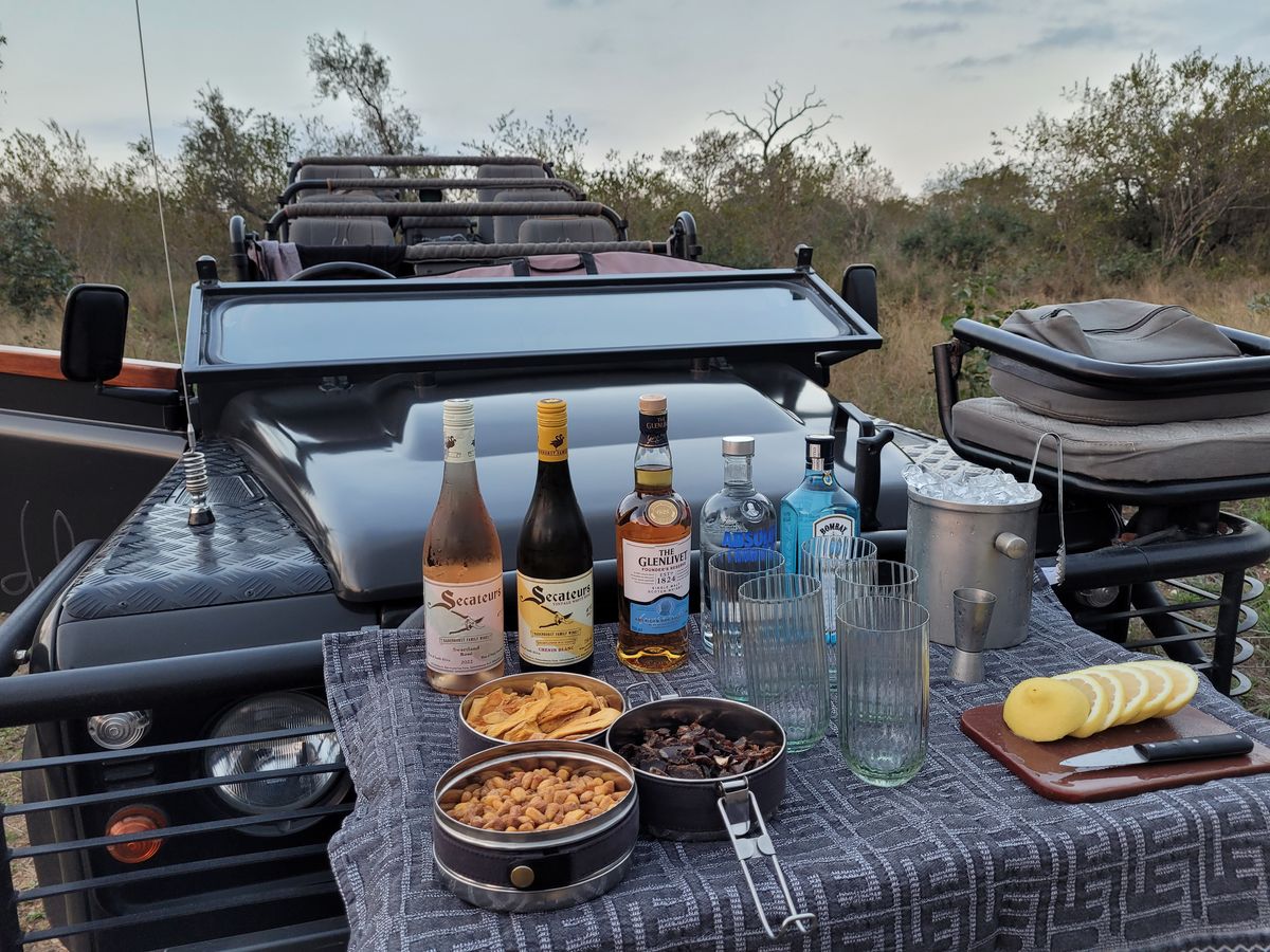 Game Drive drinks and snacks