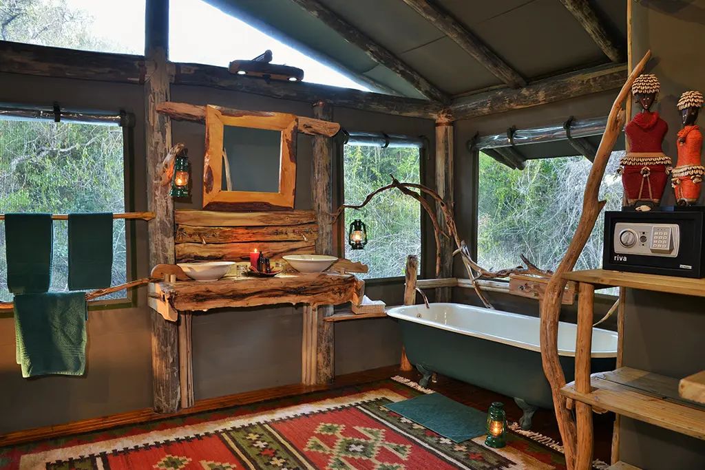 Sibuya Forest Camp bath