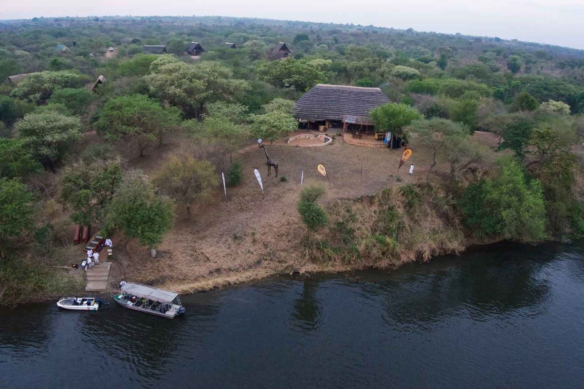 Murchison River Lodge boat