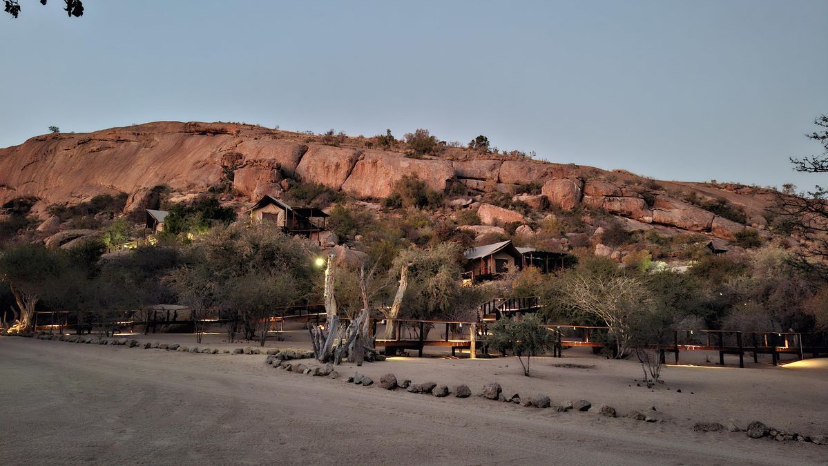Ondundu Safari Lodge area