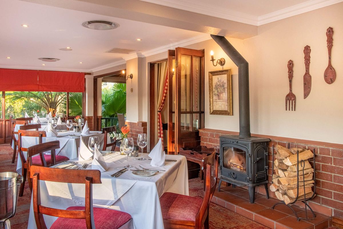 Oliver's Restaurant & Lodge restaurant