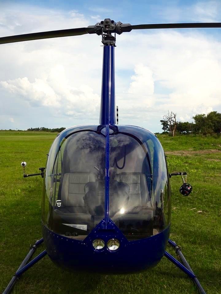 Helikopter für die 360Grad-Aufnahmen zum Safarifilm von Afrika Tours induviduell