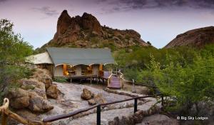 Die grandios gelegene Erongo Wilderness Lodge in Namibia lässt das Herz jedes Naturfans höher schlagen